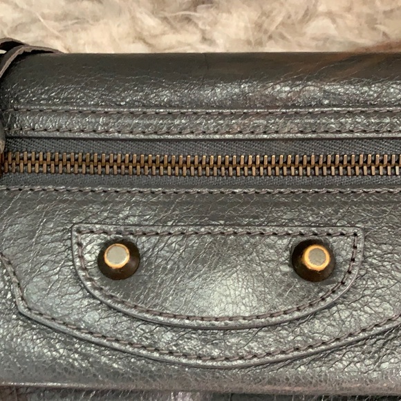 Balenciaga Classic Envelope Clutch with Strap - Picture 6 of 9